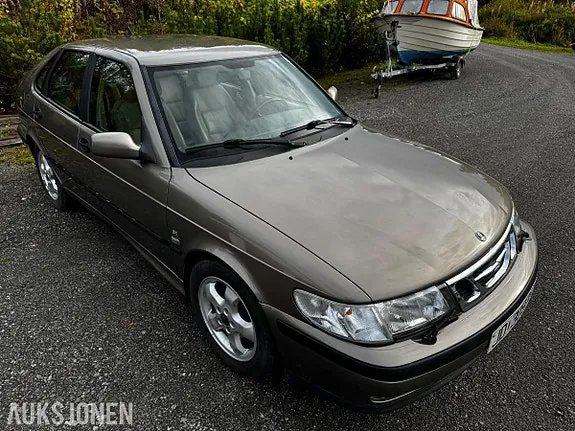 Saab 9-3 2002 photo 2