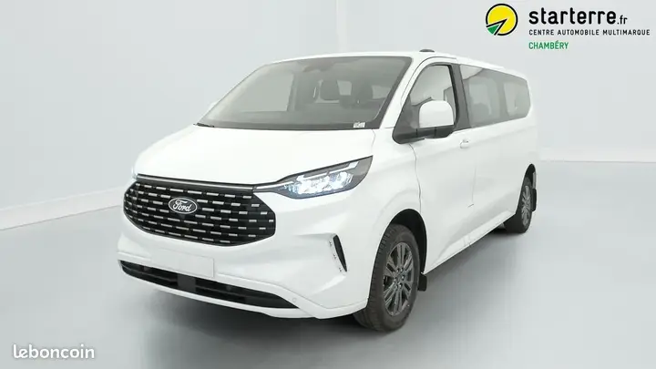 Ford Tourneo Custom 2024 photo 3