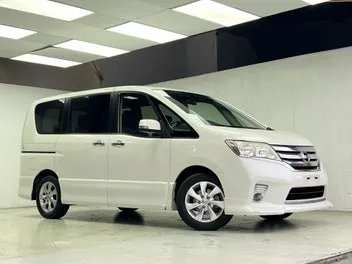 Nissan Serena 2012 photo 5