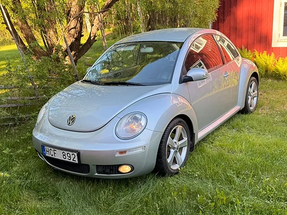 Volkswagen New Beetle 2008 photo 4