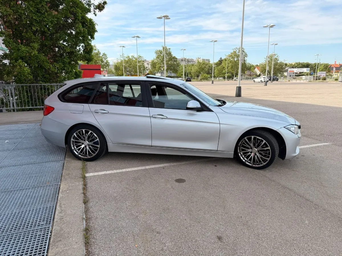BMW 3 Series 2013 photo 3