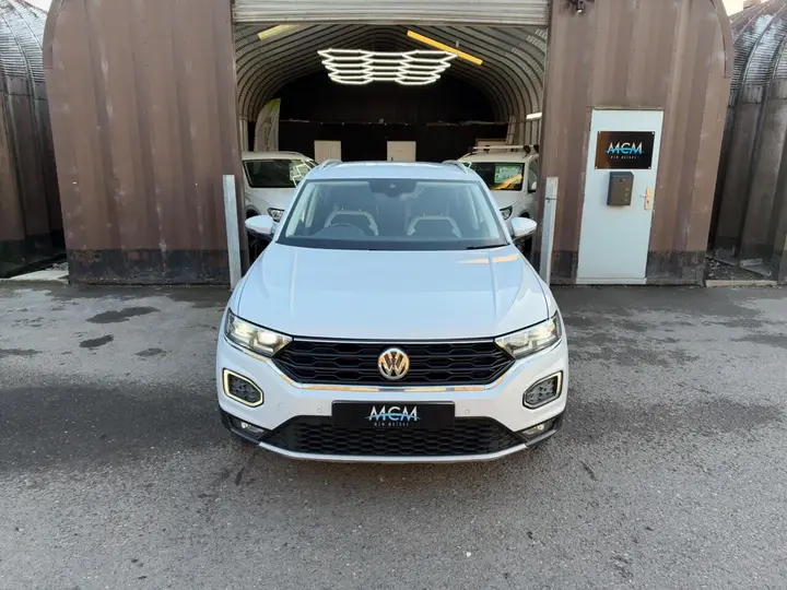 Volkswagen T-Roc 2019 photo 2