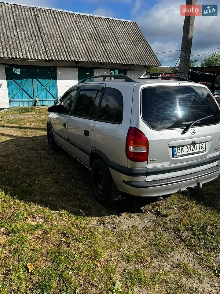 Opel Zafira 2000 photo 3
