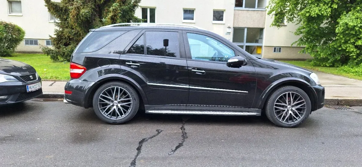 Mercedes-Benz M-Class