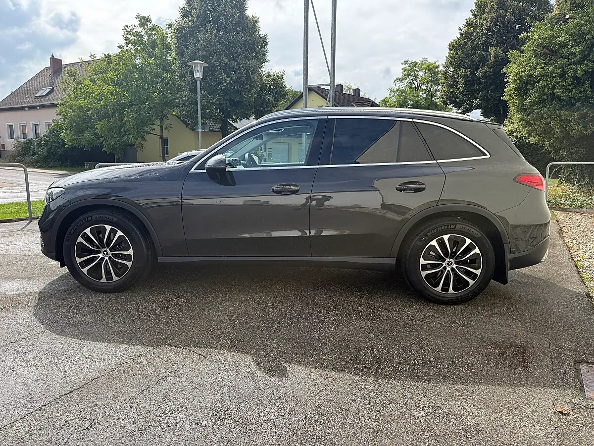 Mercedes-Benz Glc-Class