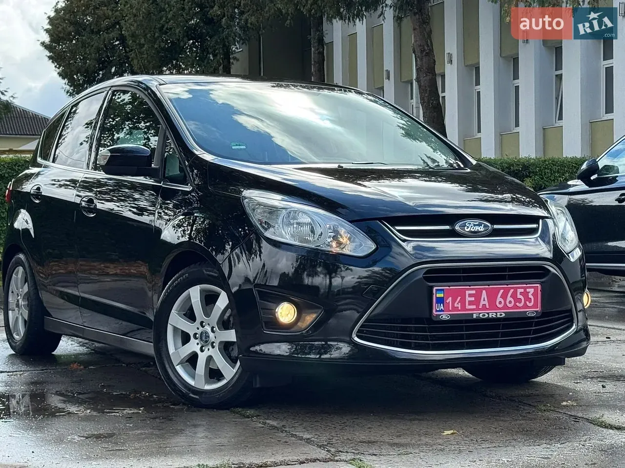 Ford C-Max 2012 photo 2
