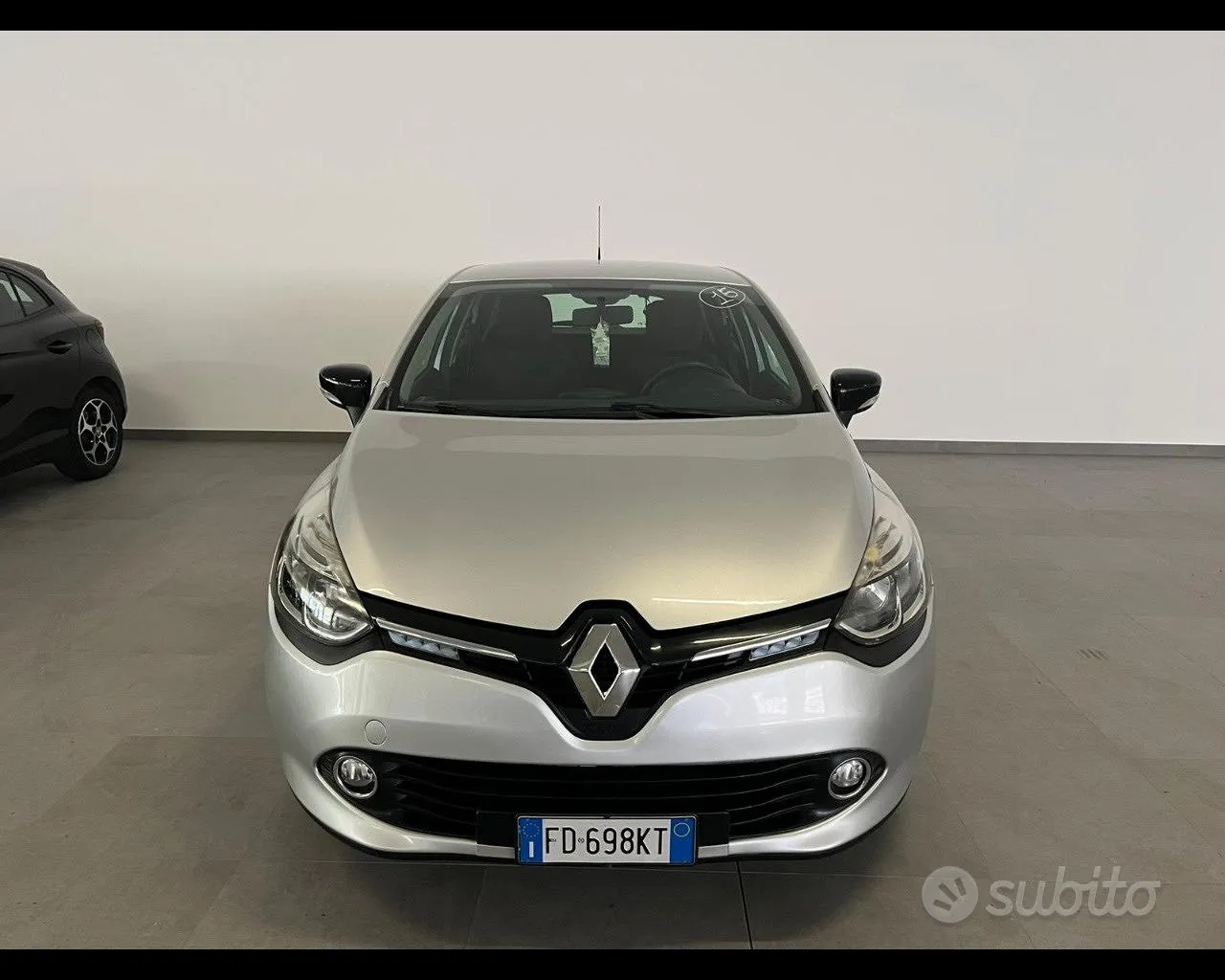 Renault Clio 2016 photo 2