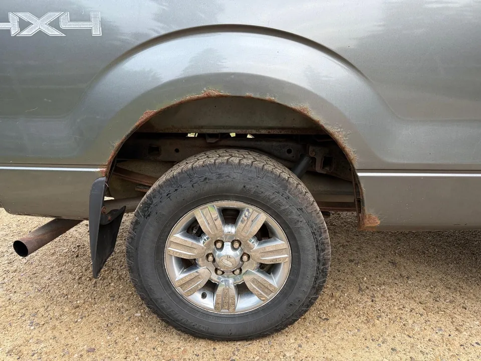 Ford F-150 2011 photo 2