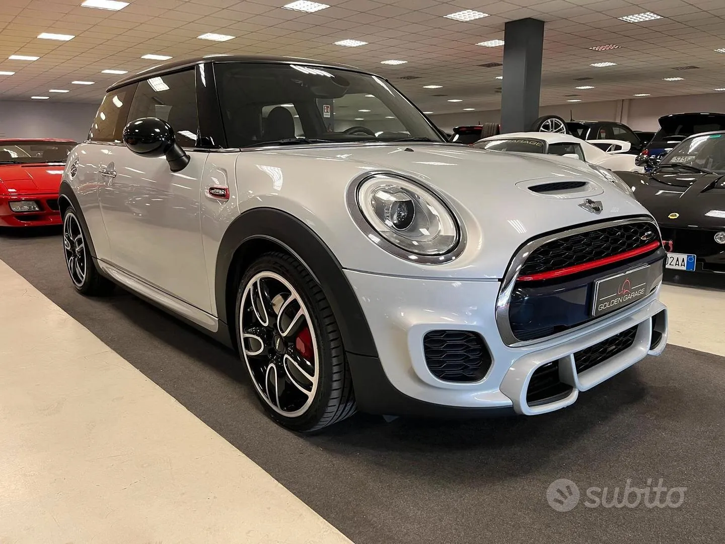Mini John Cooper Works 2016 photo 2
