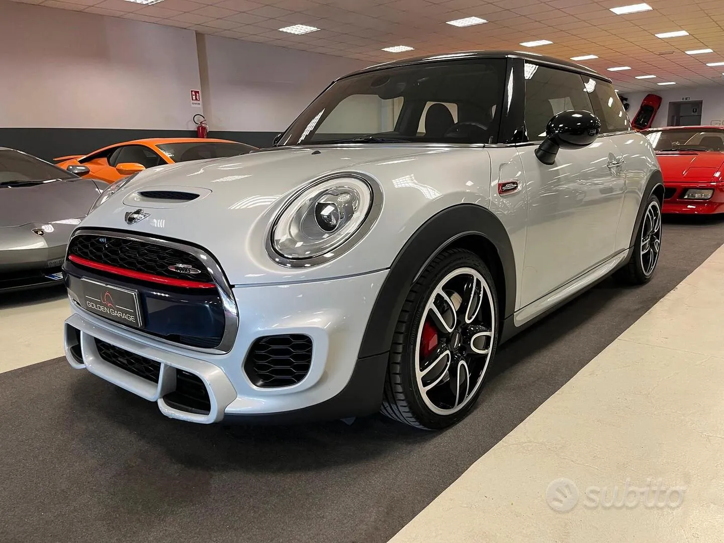 Mini John Cooper Works 2016 photo 4