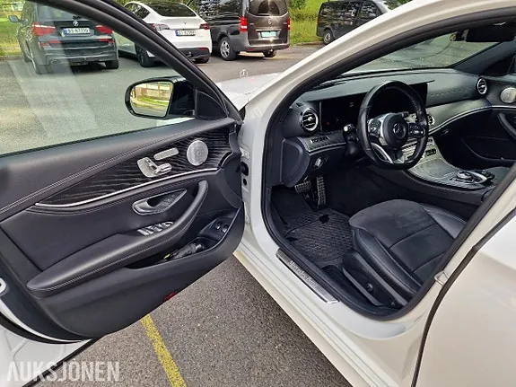 Mercedes-Benz E-Class 2020 photo 5