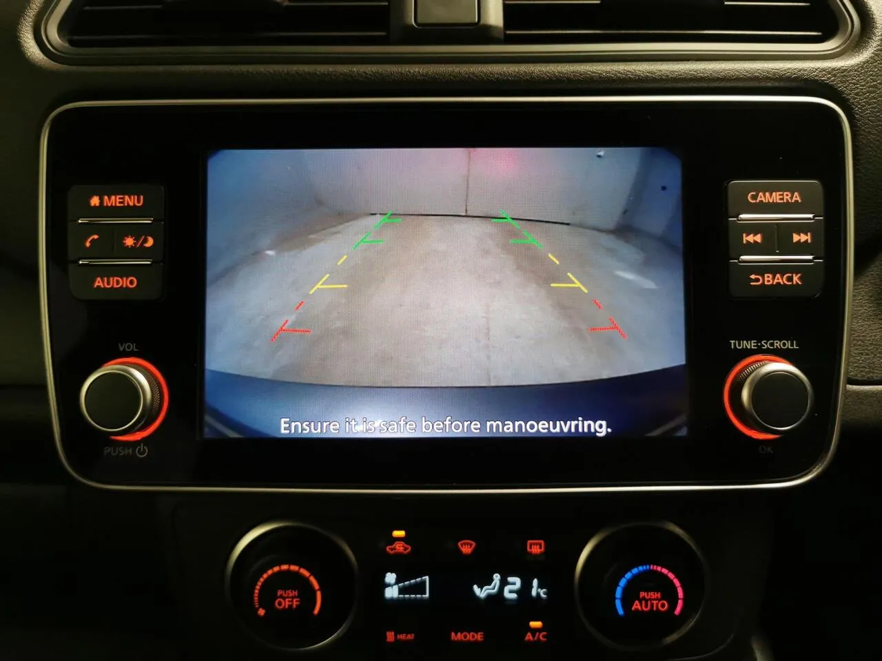 Nissan Leaf 2023 photo 5