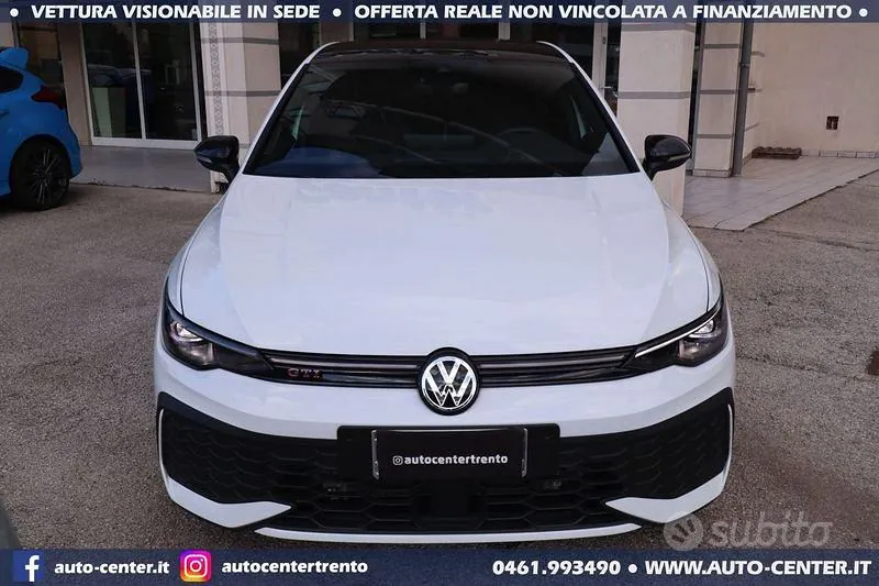 Volkswagen Golf 2024 photo 4