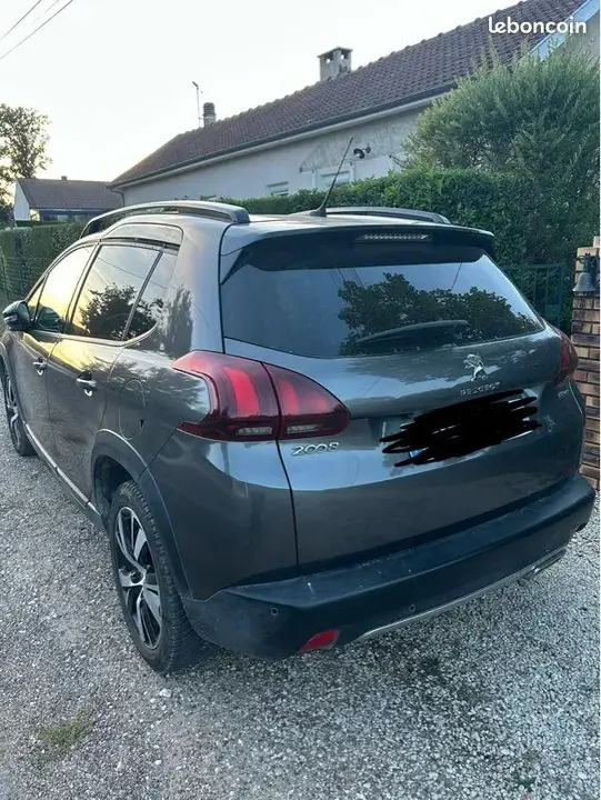 Peugeot 2008 2018 photo 2