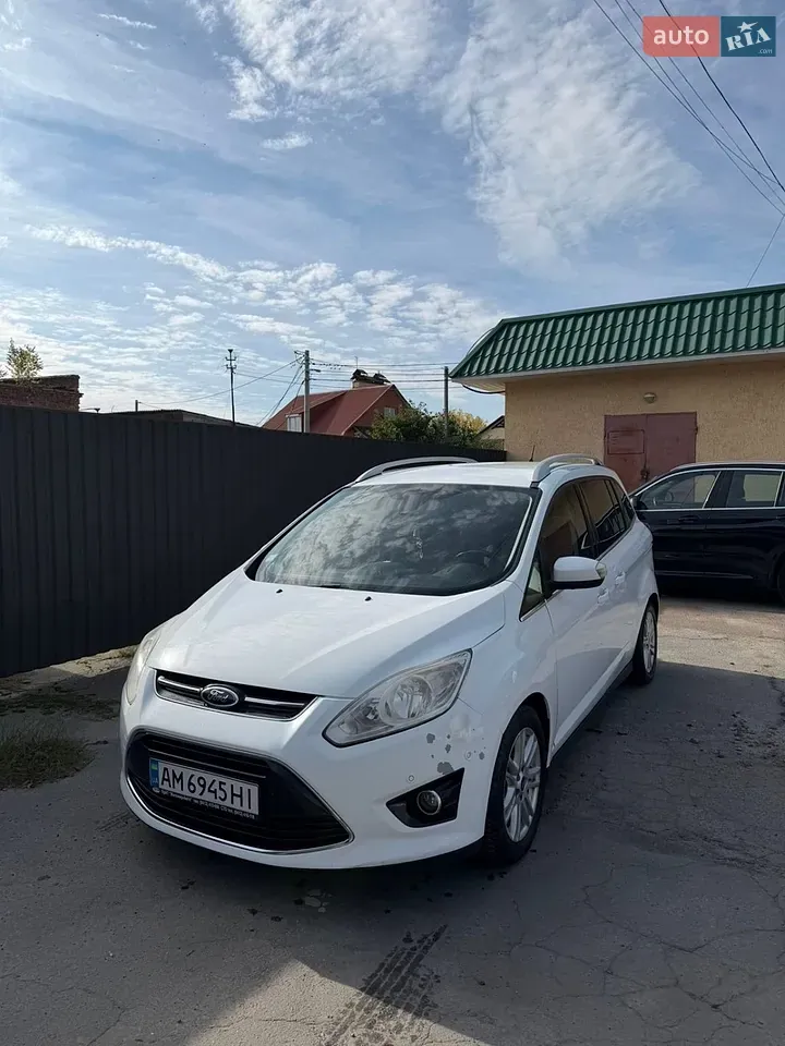 Ford Grand C-Max 2013 photo 2