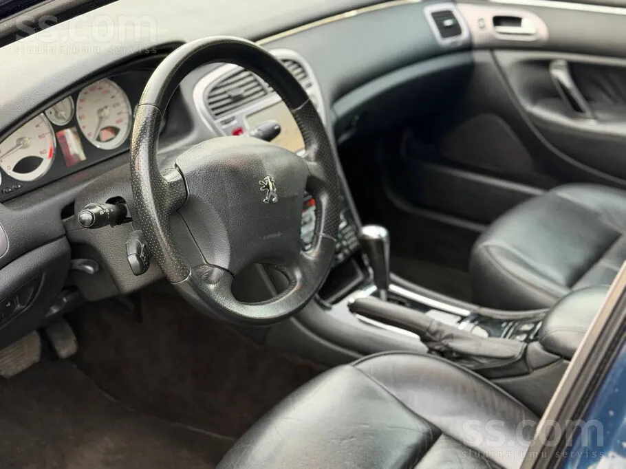 Peugeot 607 2010 photo 5