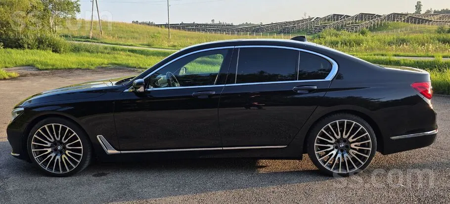 BMW 740D 2015 photo 4