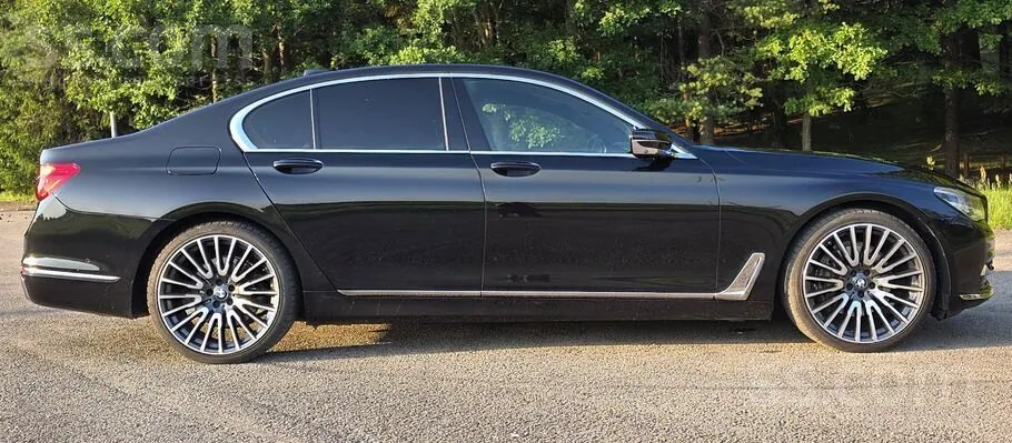 BMW 740D 2015 photo 5
