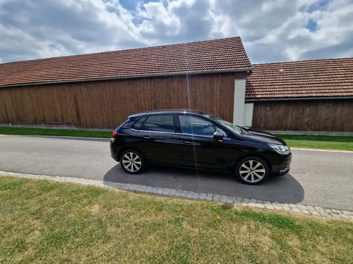 Citroen C4 2015 photo 3