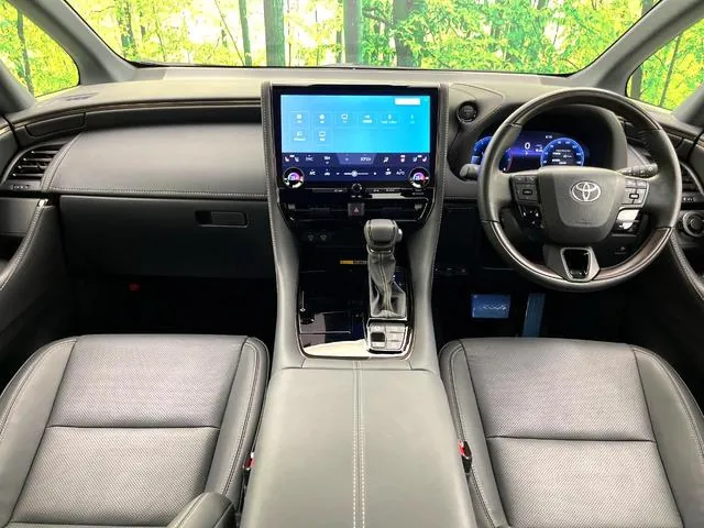 Toyota Alphard 2024 photo 2