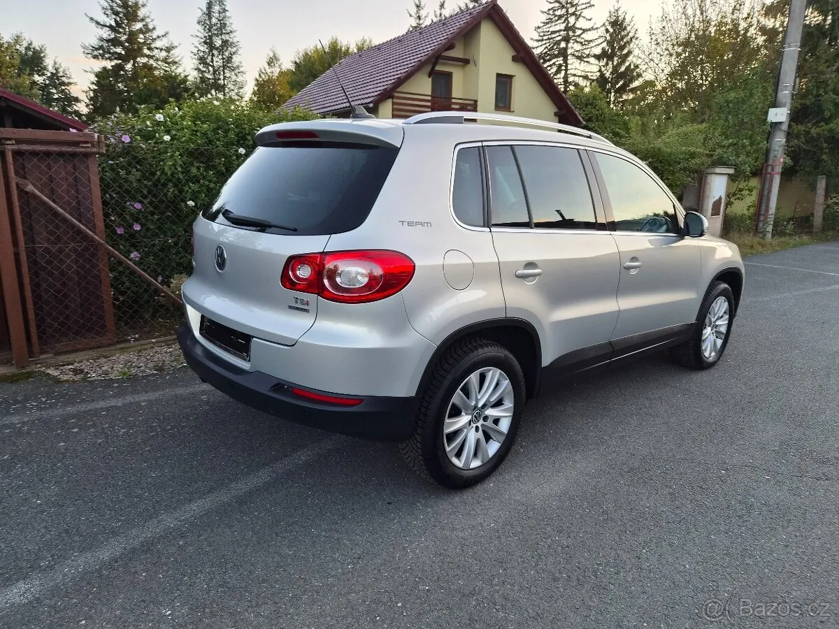 Volkswagen Tiguan 2011 photo 4