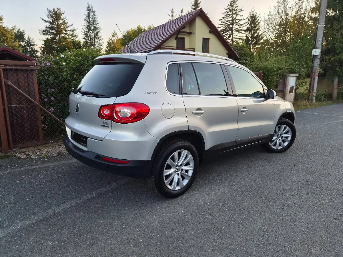 Volkswagen Tiguan 2011 photo 5