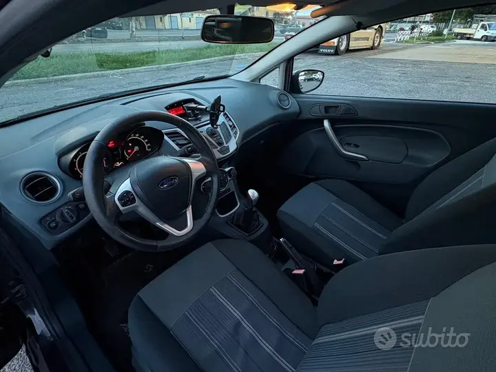 Ford Fiesta 2009 photo 5