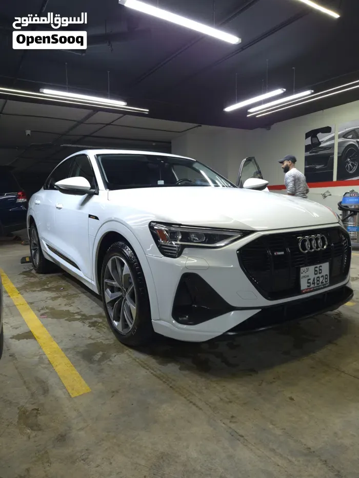 Audi E-Tron 2021 photo 3
