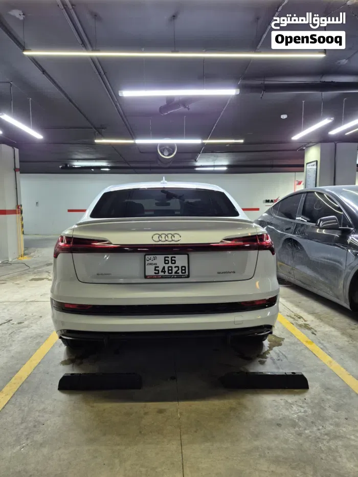 Audi E-Tron 2021 photo 2