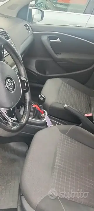 Volkswagen Polo 2016 photo 4