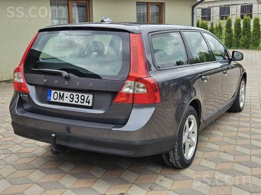 Volvo V70 2008 photo 4