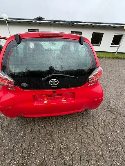 Toyota Aygo 2012 photo 3