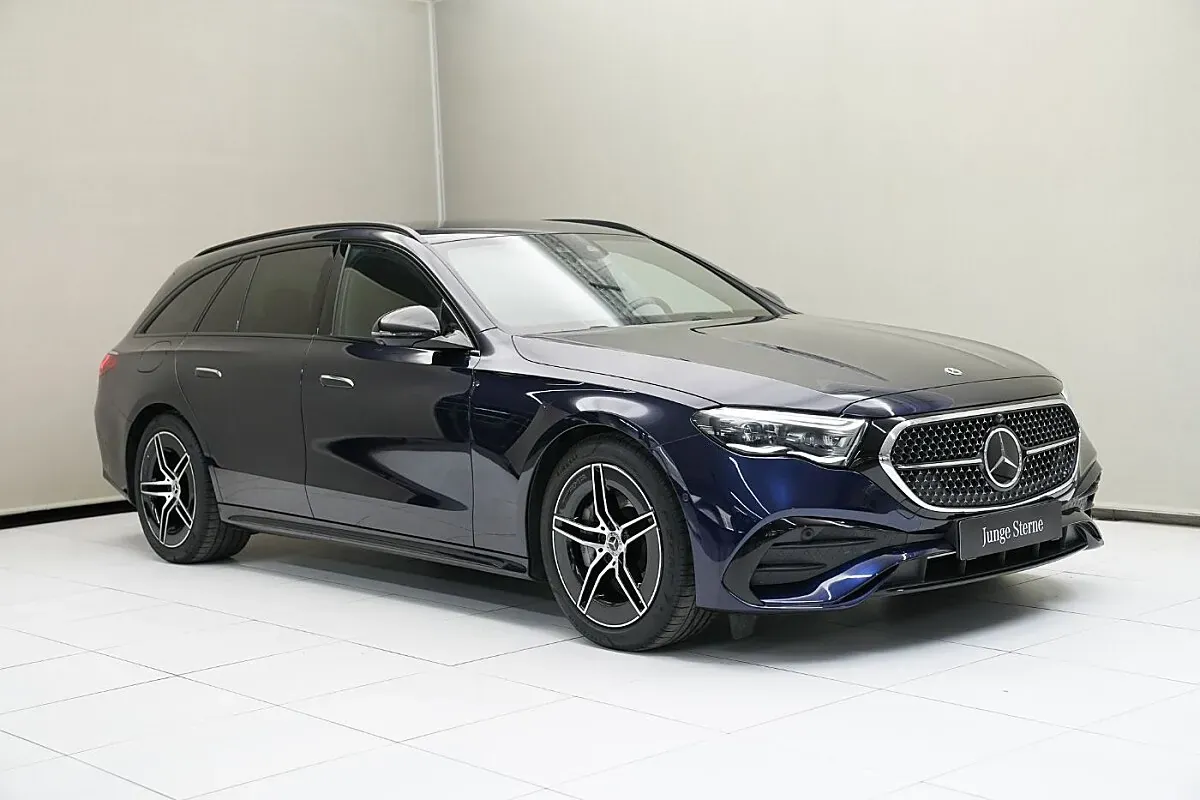 Mercedes-Benz E-Class 2025 photo 2