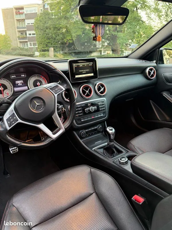 Mercedes-Benz B-Class 2013 photo 3