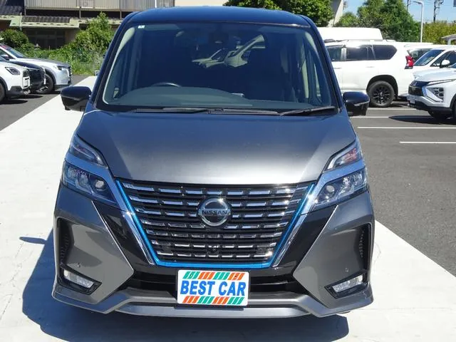 Nissan Serena 2022 photo 5