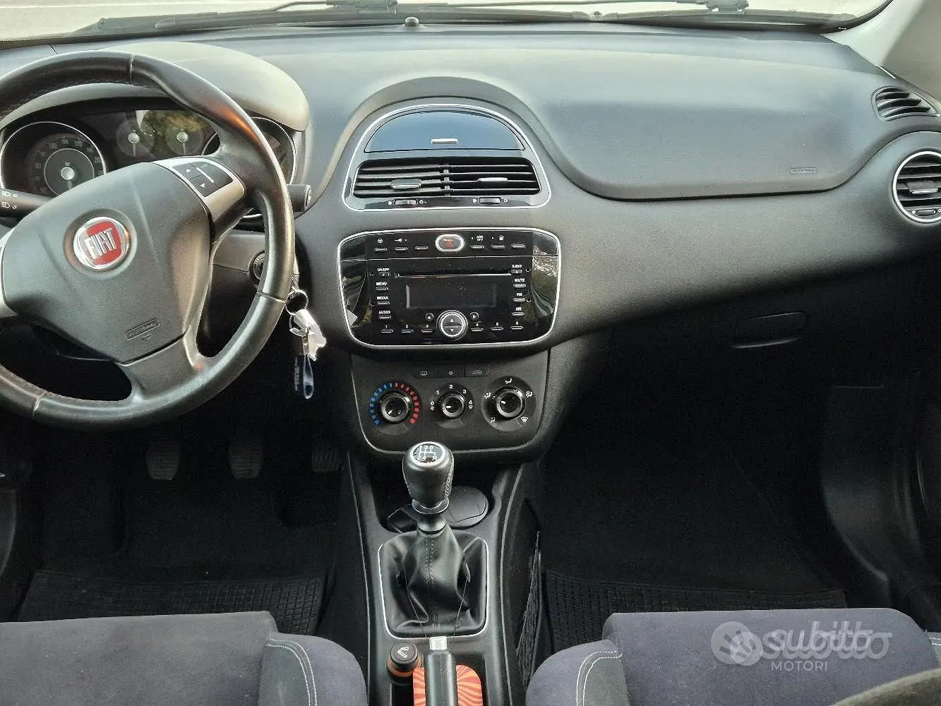 Fiat Punto 2014 photo 5