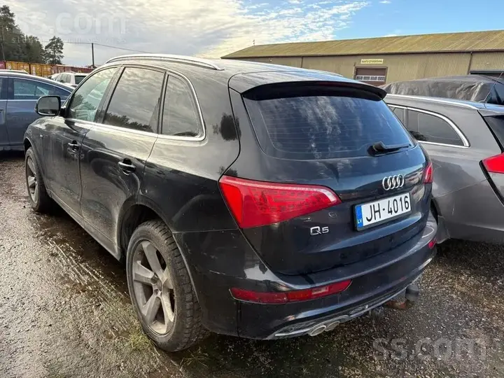Audi Q5 2012 photo 4