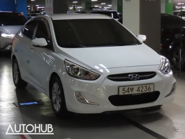 Hyundai Accent 2015 photo 2