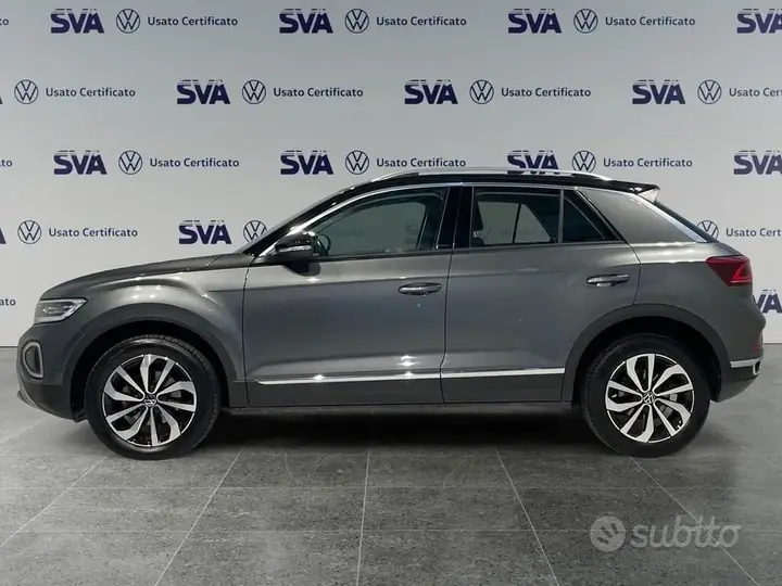 Volkswagen T-Roc 2023 photo 3