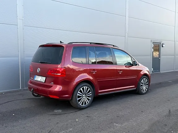 Volkswagen Touran 2014 photo 3