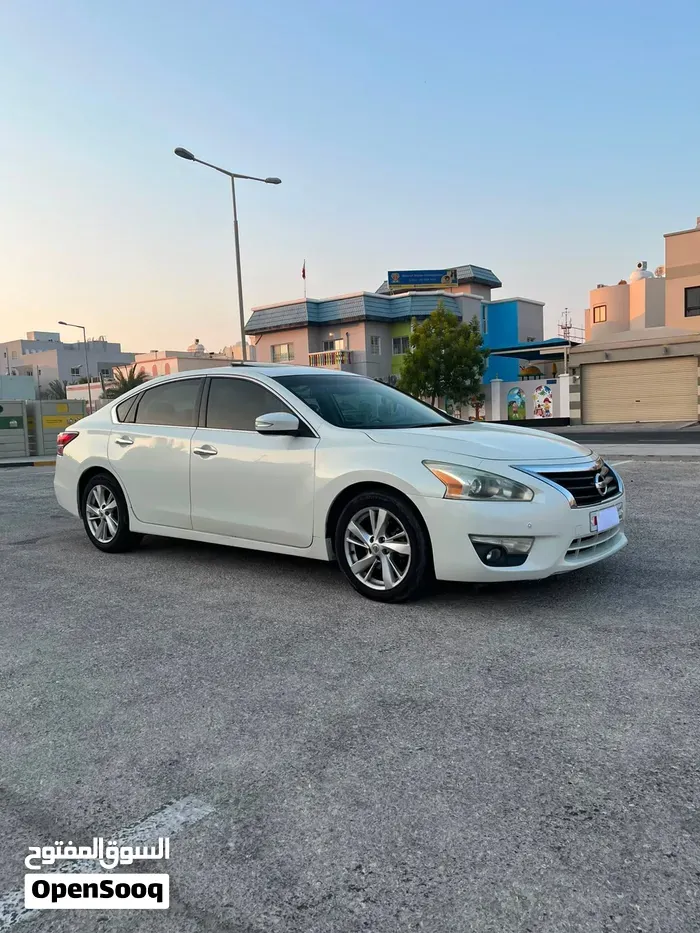 Nissan Altima 2014 photo 2