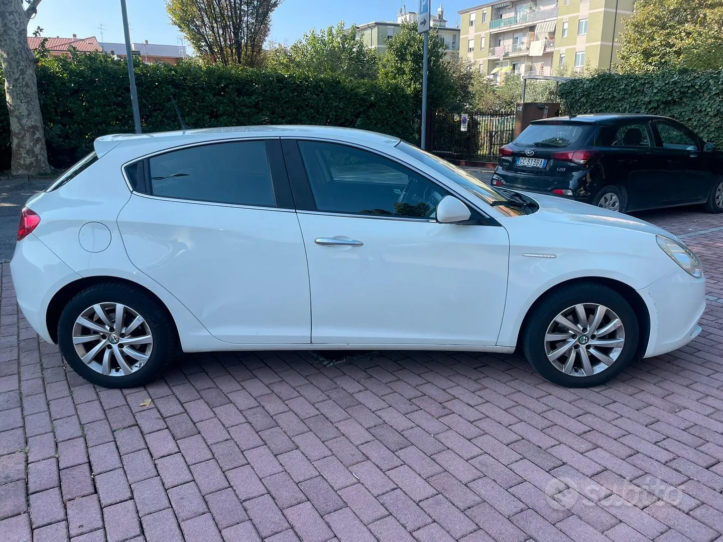 Alfa Romeo Giulietta 2015 photo 2