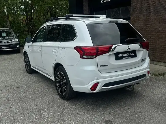 Mitsubishi Outlander 2018 photo 4