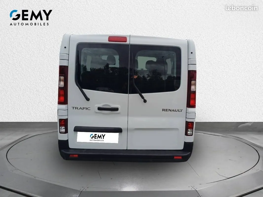 Renault Trafic 2024 photo 5