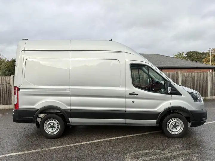 Ford Transit 2020 photo 2