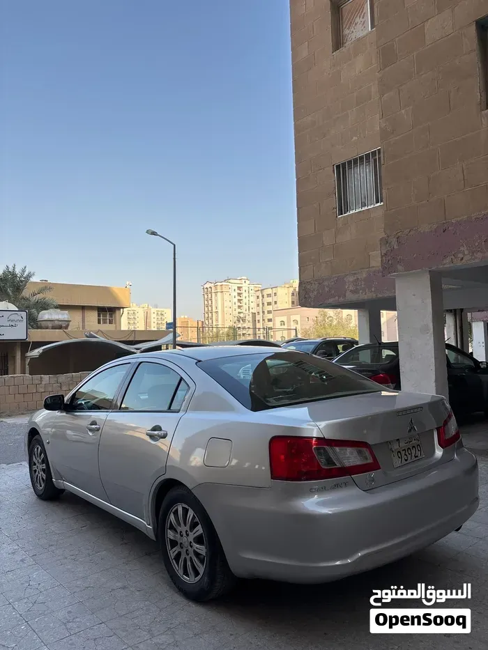 Mitsubishi Galant 2010 photo 4