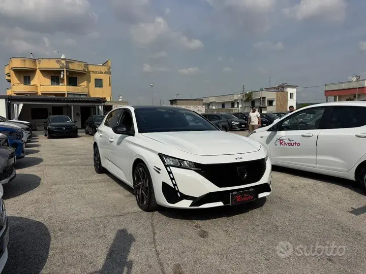 Peugeot 308 2022 photo 2