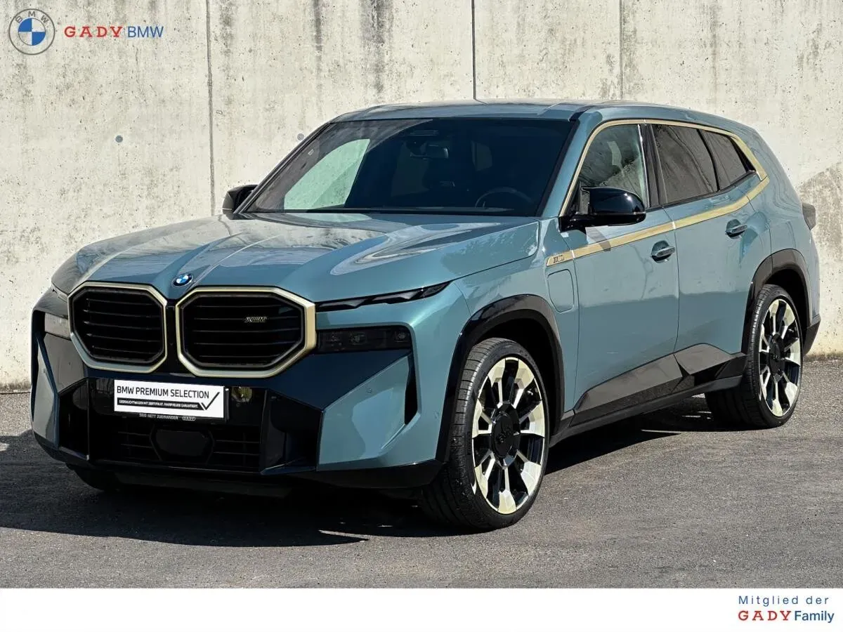 BMW Xm