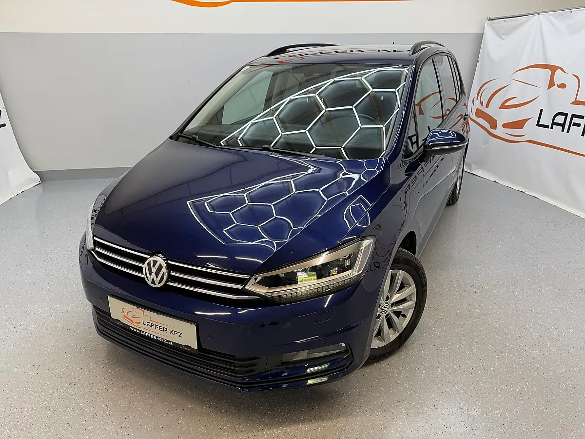 Volkswagen Touran 2017 photo 3