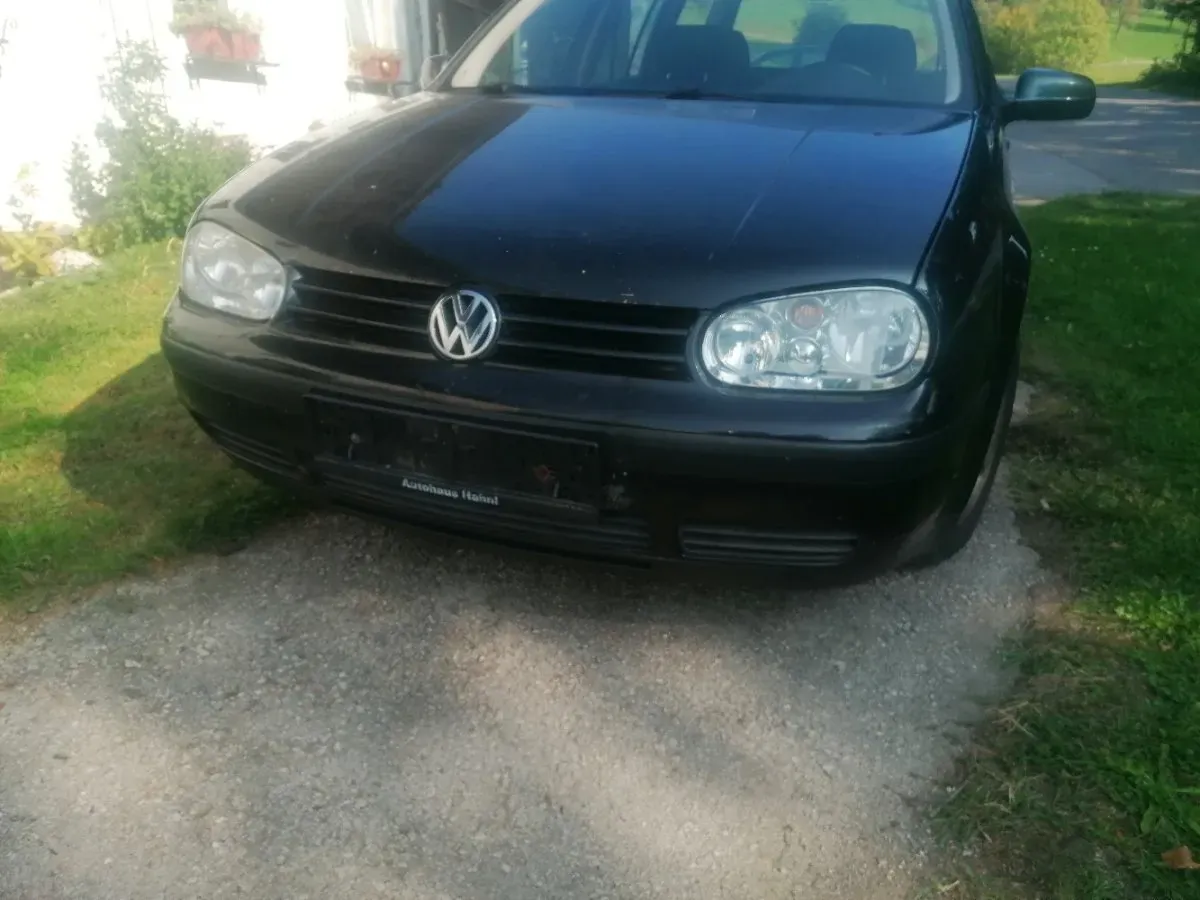 Volkswagen Golf 2000 photo 2